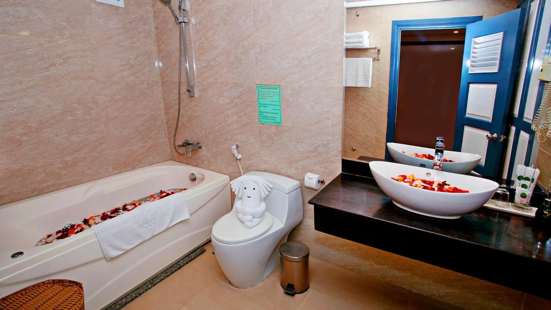 Golden Rain 2 Hotel Nha Trang Vietnam