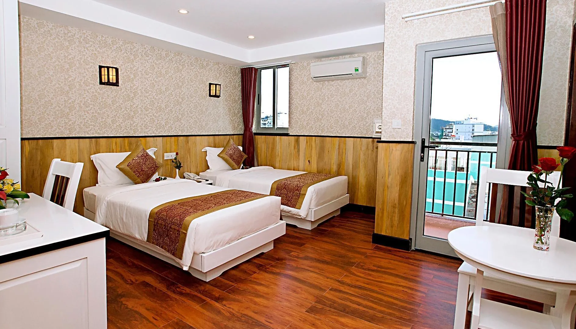 Golden Rain 2 Hotel Nha Trang 4*,  Vietnam