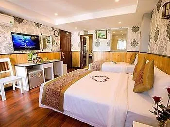 Golden Rain 2 Hotel Nha Trang 4*,
